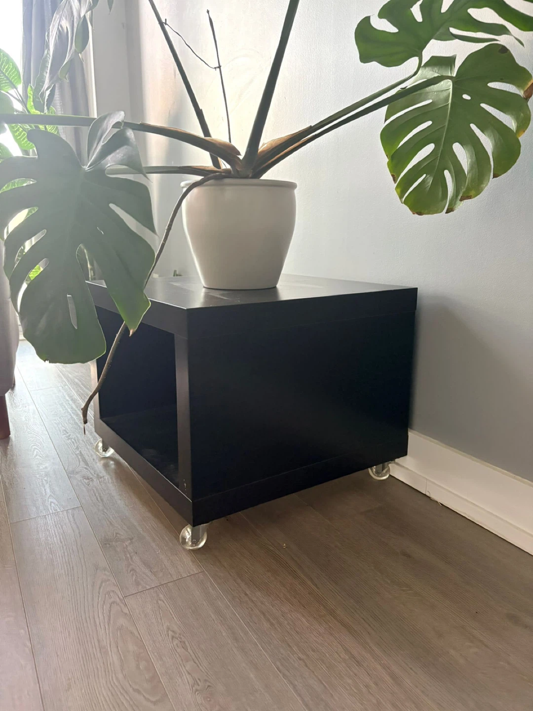 Black rolling side table