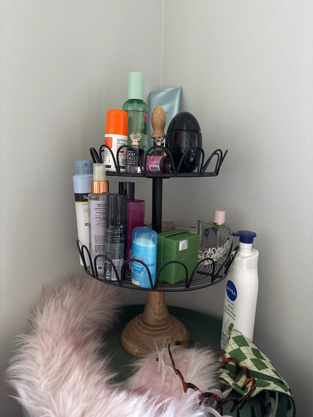 Cake stand used as holder