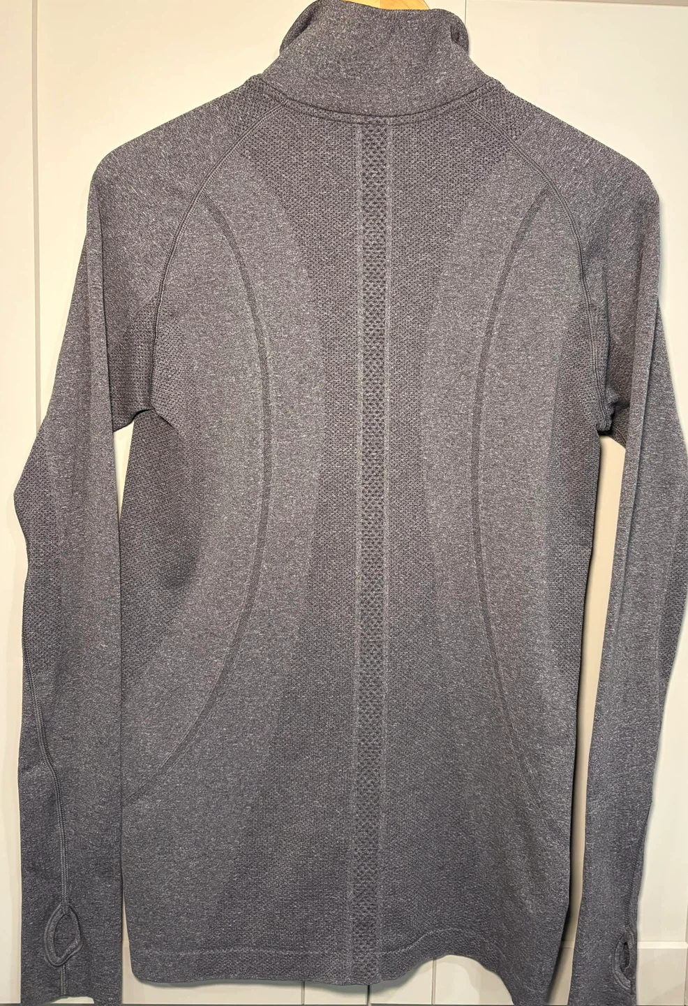 Size 10 women’s Lululemon Grey Swiftly Tech 1/2 Zip Running Top - photo 3
