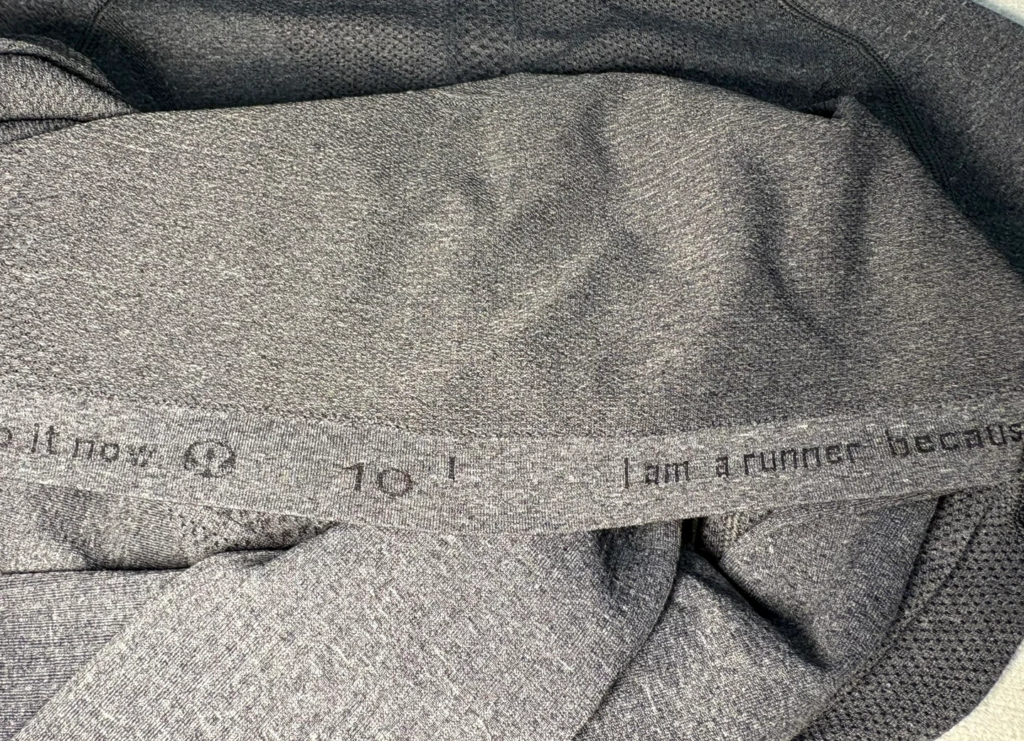 Size 10 women’s Lululemon Grey Swiftly Tech 1/2 Zip Running Top - photo 4