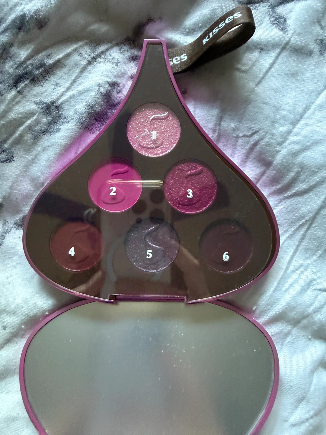 Glamlite Hershey's Kisses Lava Cake Eyeshadow Palette - photo 2