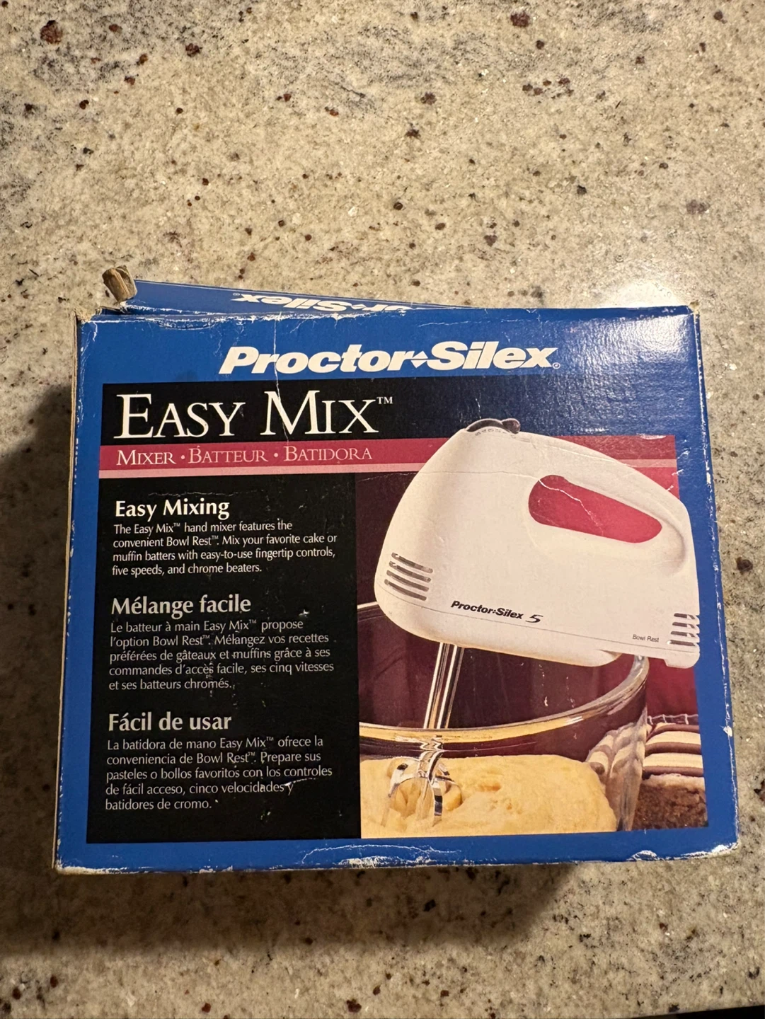 Proctor Silex Easy Mix Hand Mixer (vintage)