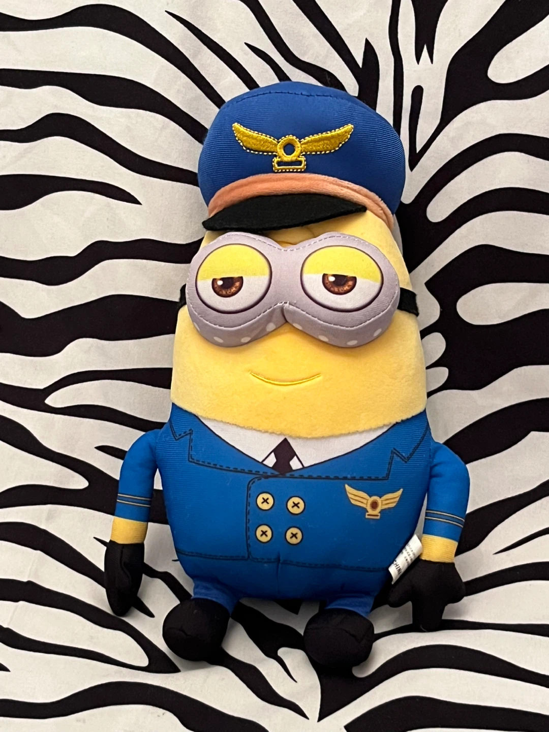 💛 Minions The Rise of Gru Pilot Kevin plush toy 💛