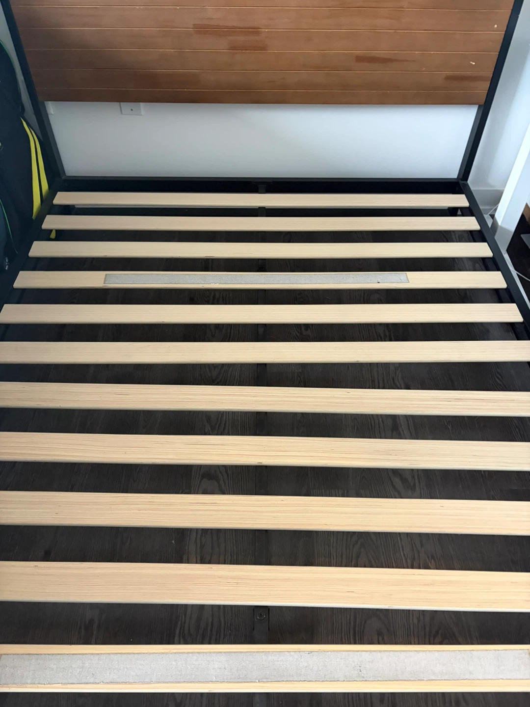Moving sale- Low Profile metal and bamboo bed frame - photo 5