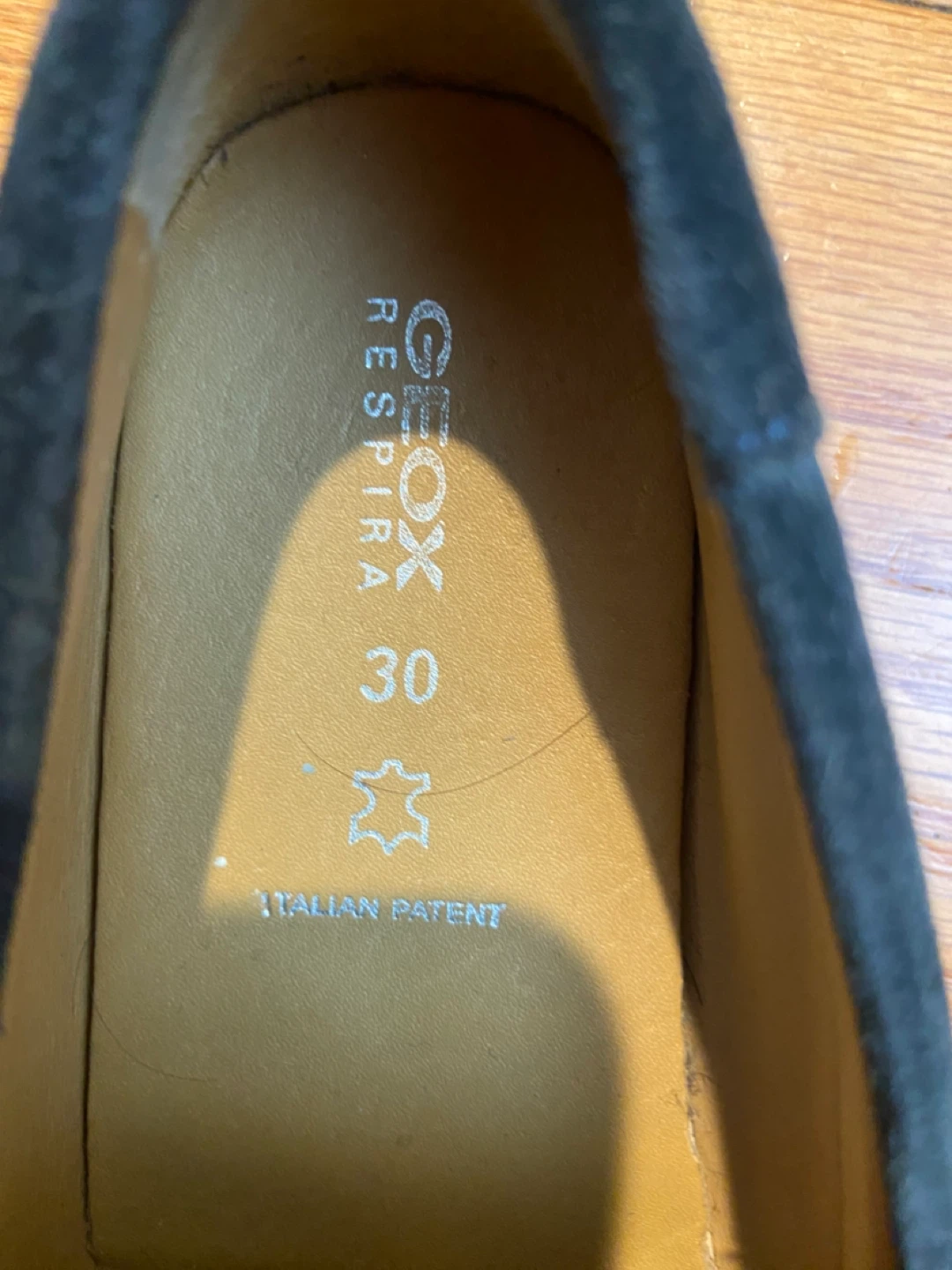 Geox Boy's Navy Suede Loafer Shoes Size 30 - photo 4