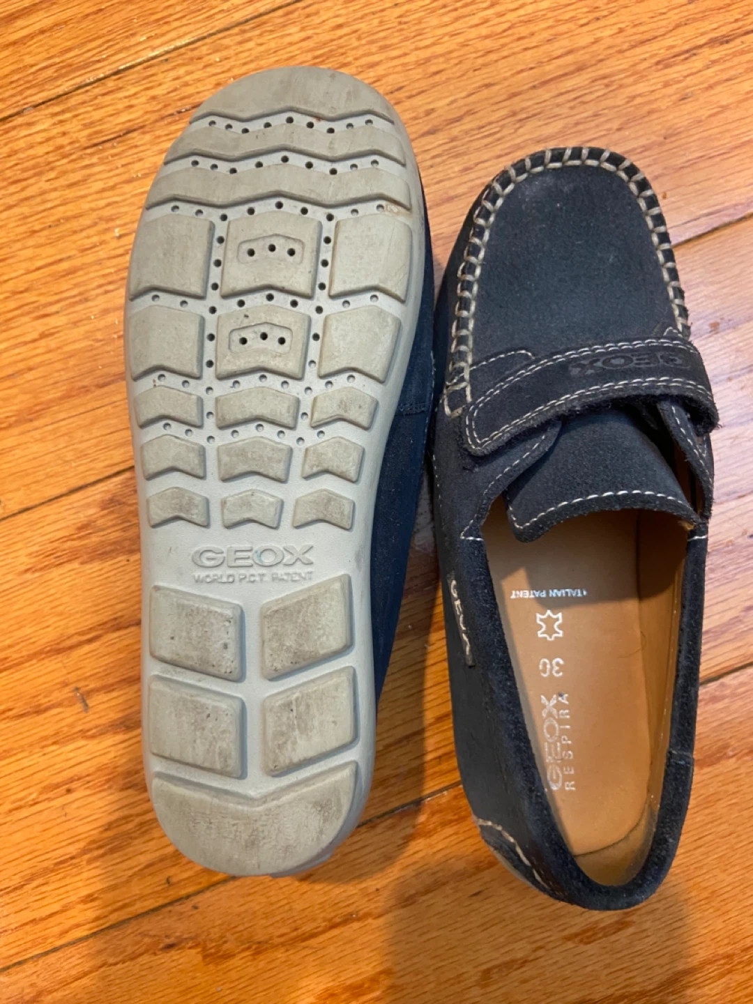 Geox Boy's Navy Suede Loafer Shoes Size 30 - photo 3