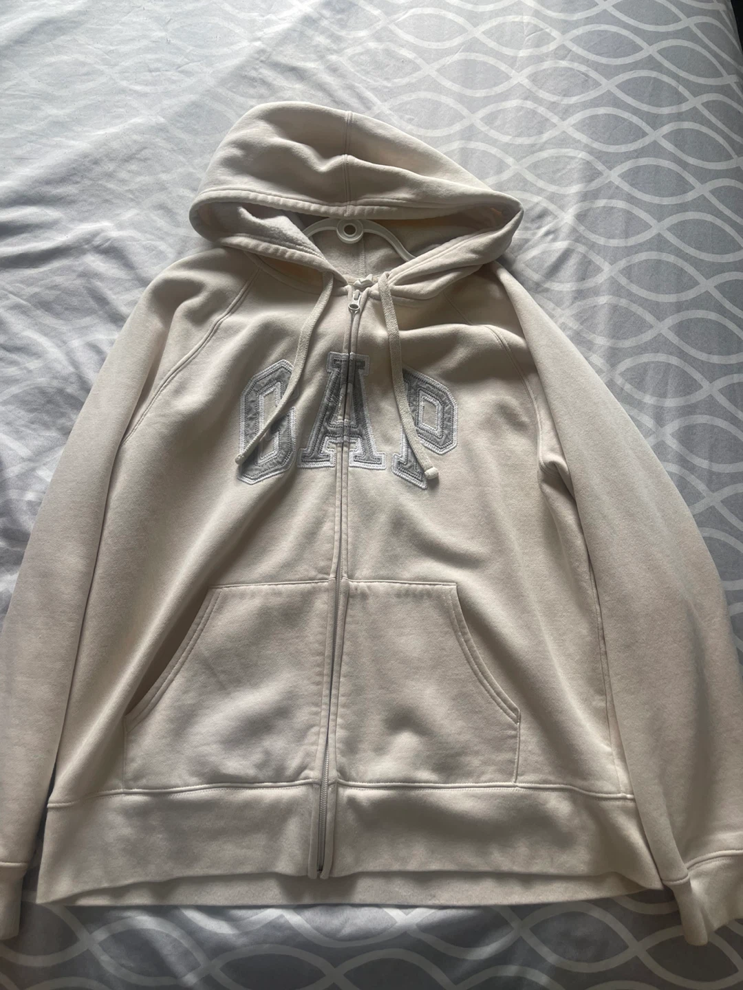 Closet clean out! (All prices listed in description!) - photo 5
