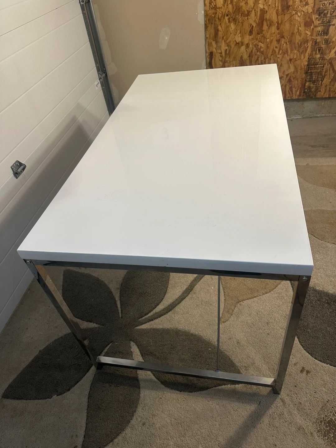 White Desk with Chrome Legs - photo 2