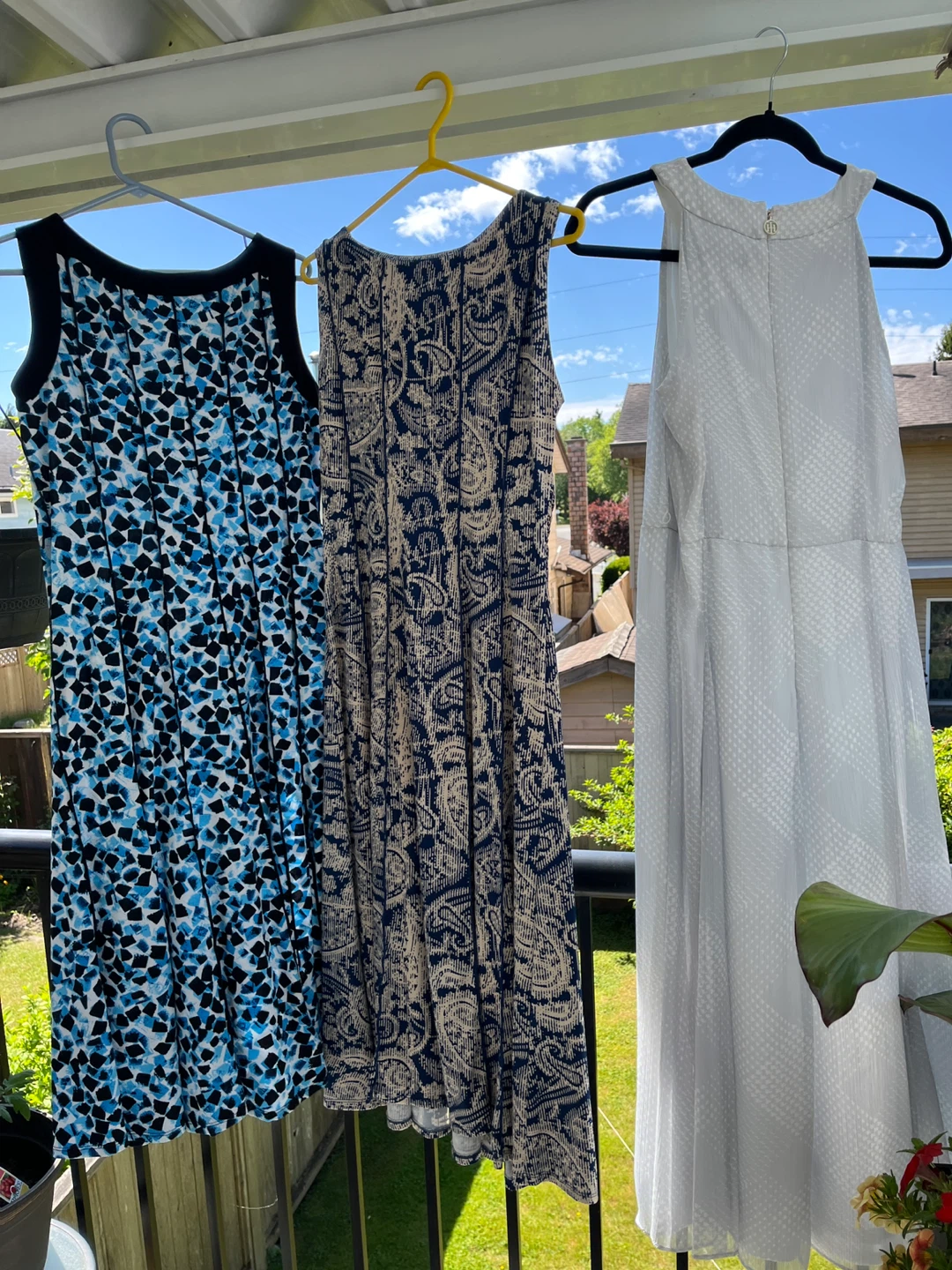 Three Women's Dresses - photo 2