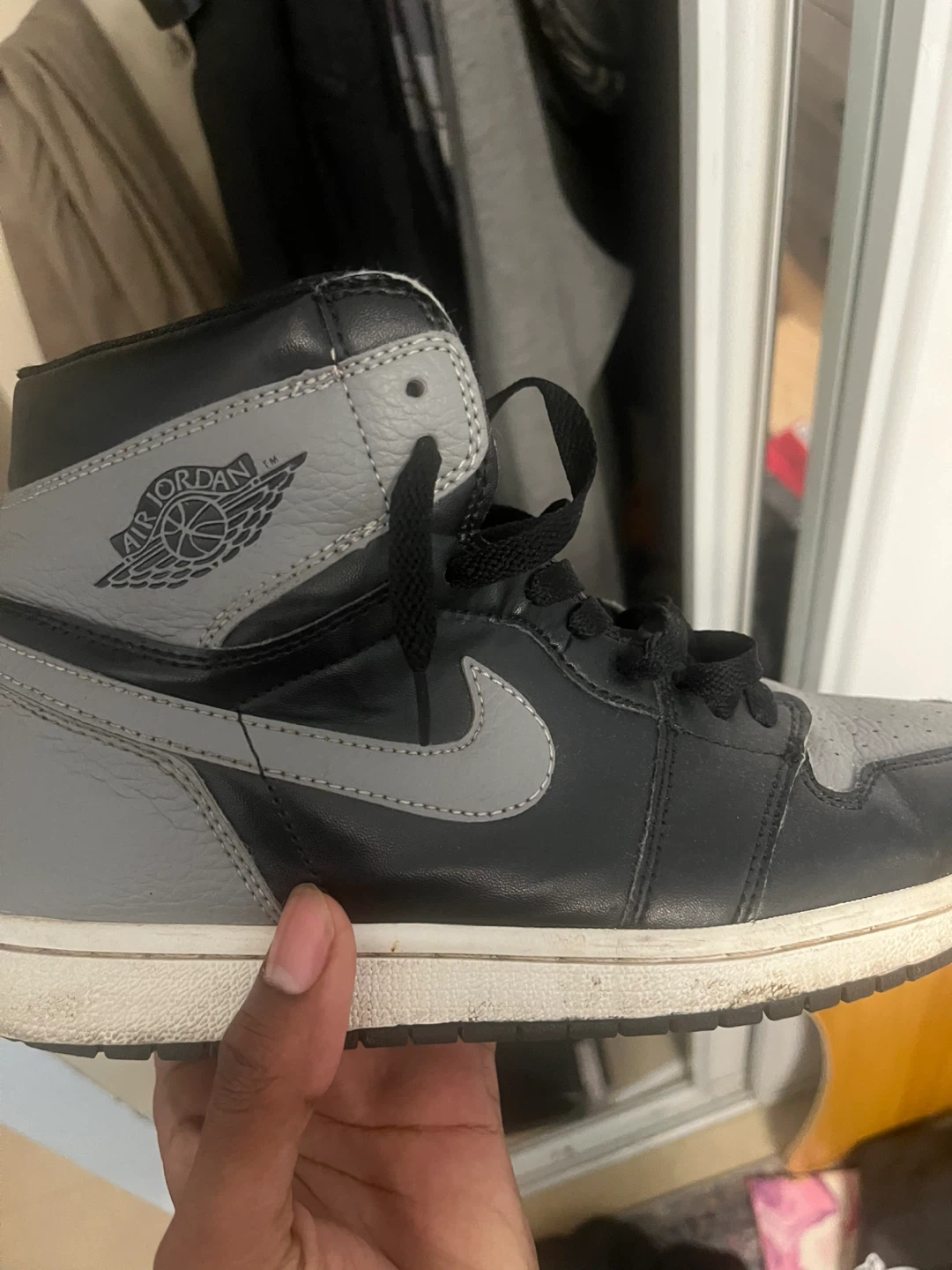 Air Jordan 1 High OG Sneakers - Shadow 1s Size 8.5