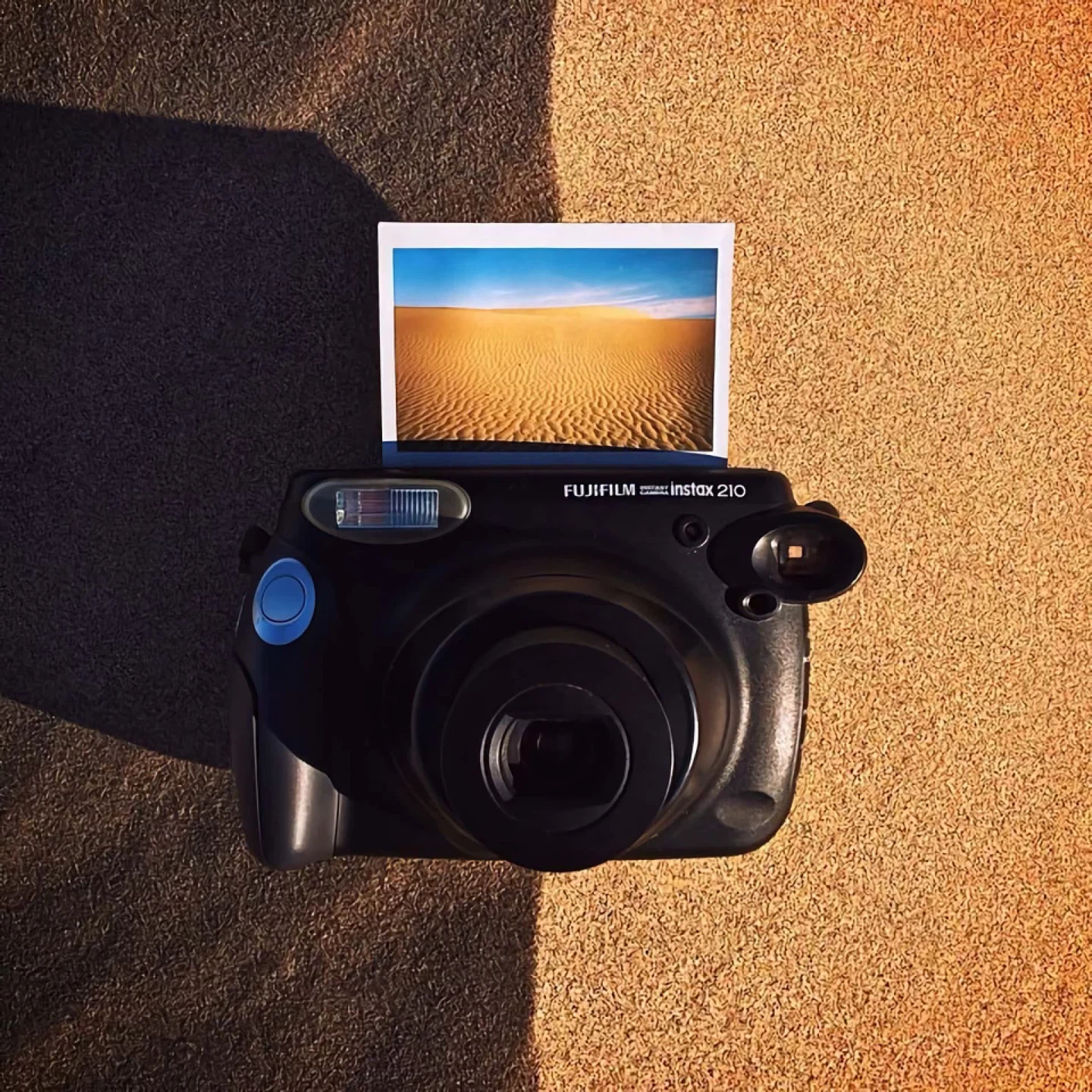 Fujifilm Instax 210 Instant Camera - photo 5