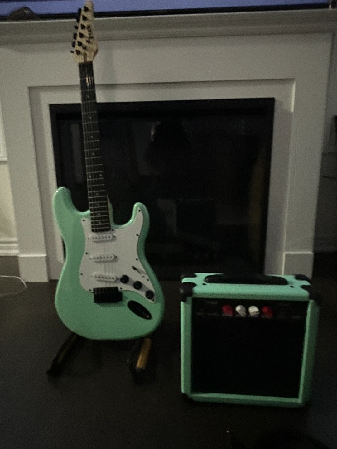 Lyx Pro Electric Guitar Starter Pack - photo 2