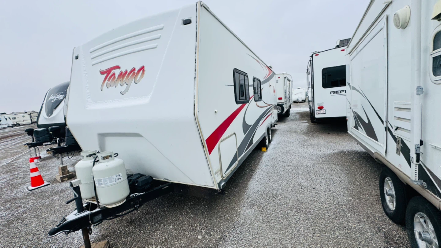 2007 pacific coachworks tango 266RB