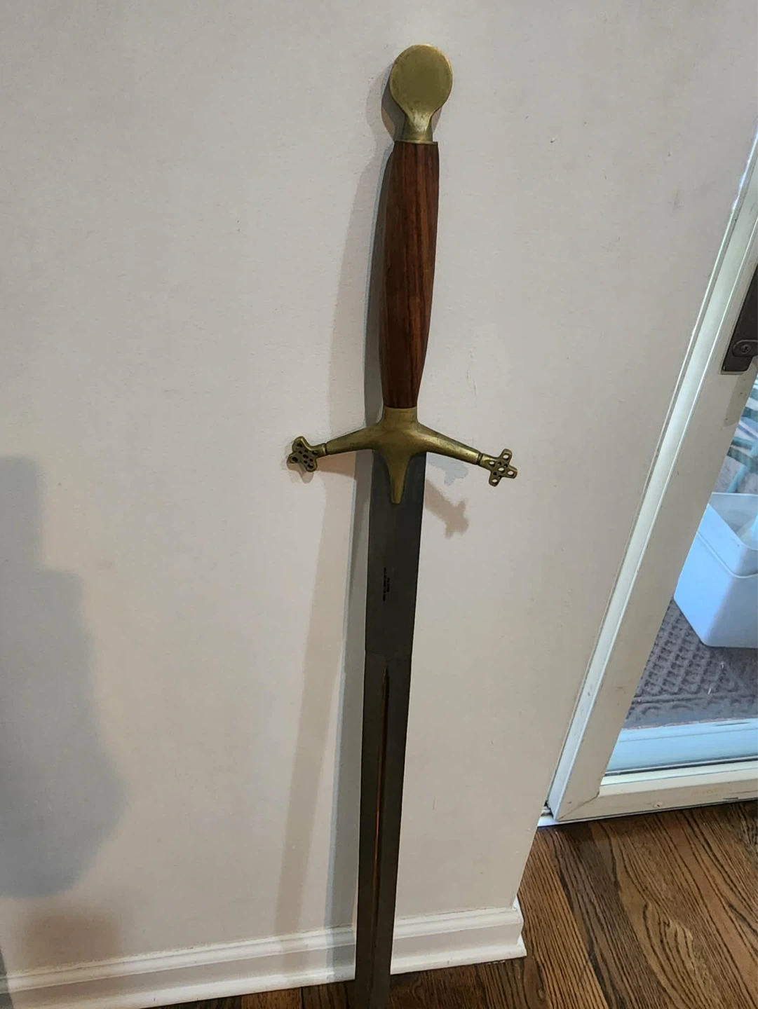 Wooden Hilt Sword with Scabbard - photo 2