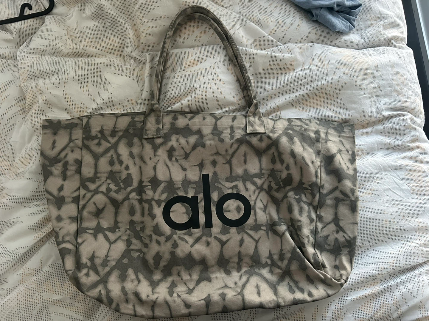 Alo Yoga Tote Bag