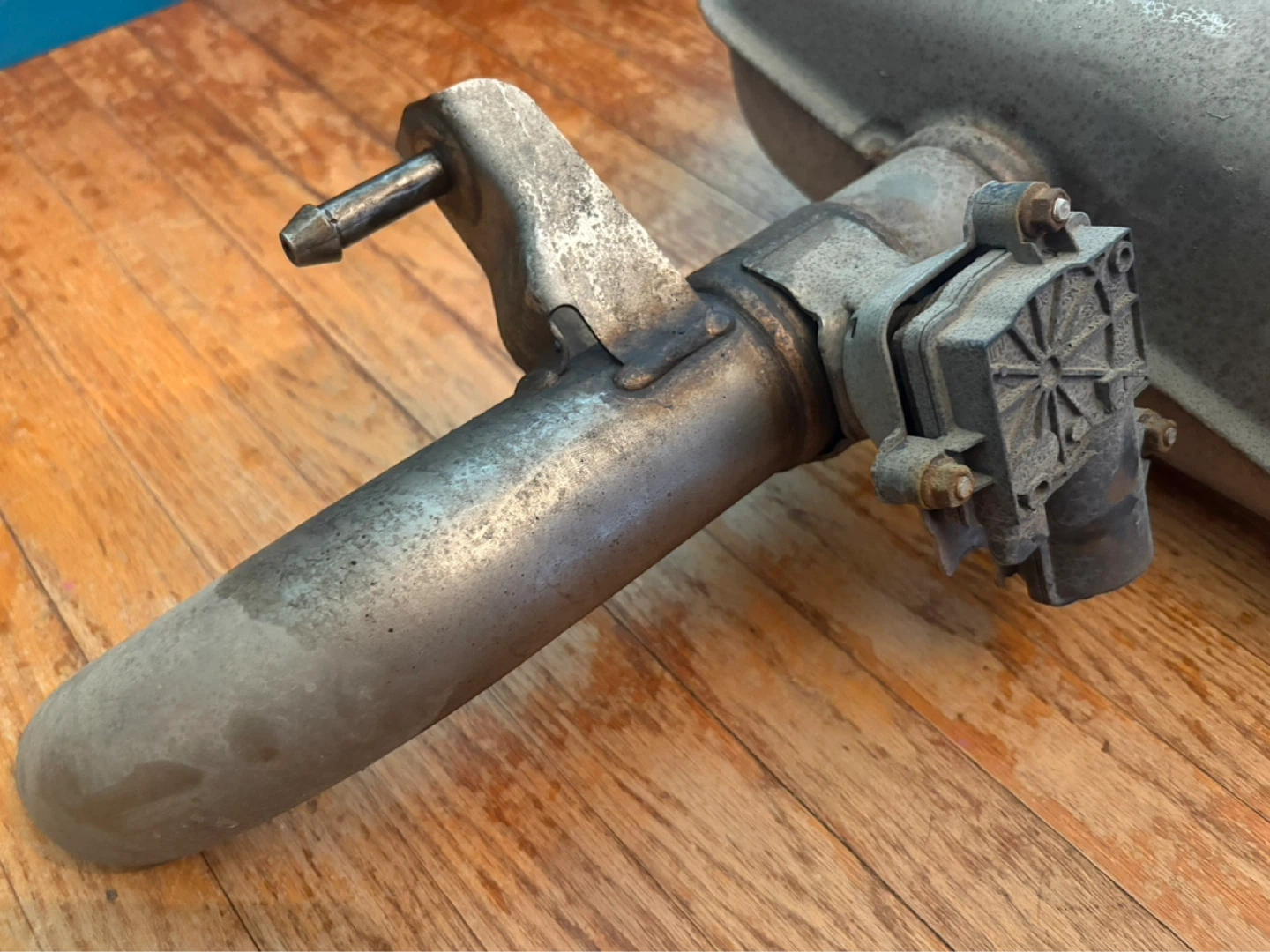2019 Mercedes Benz A250 OEM Muffler - photo 2