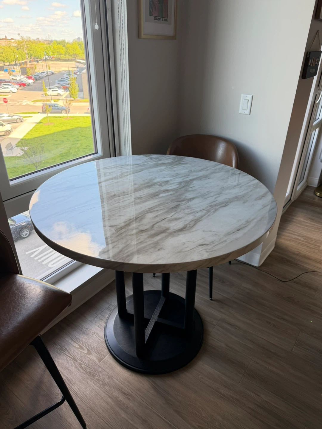 Round Marble Top Dining Table - photo 3
