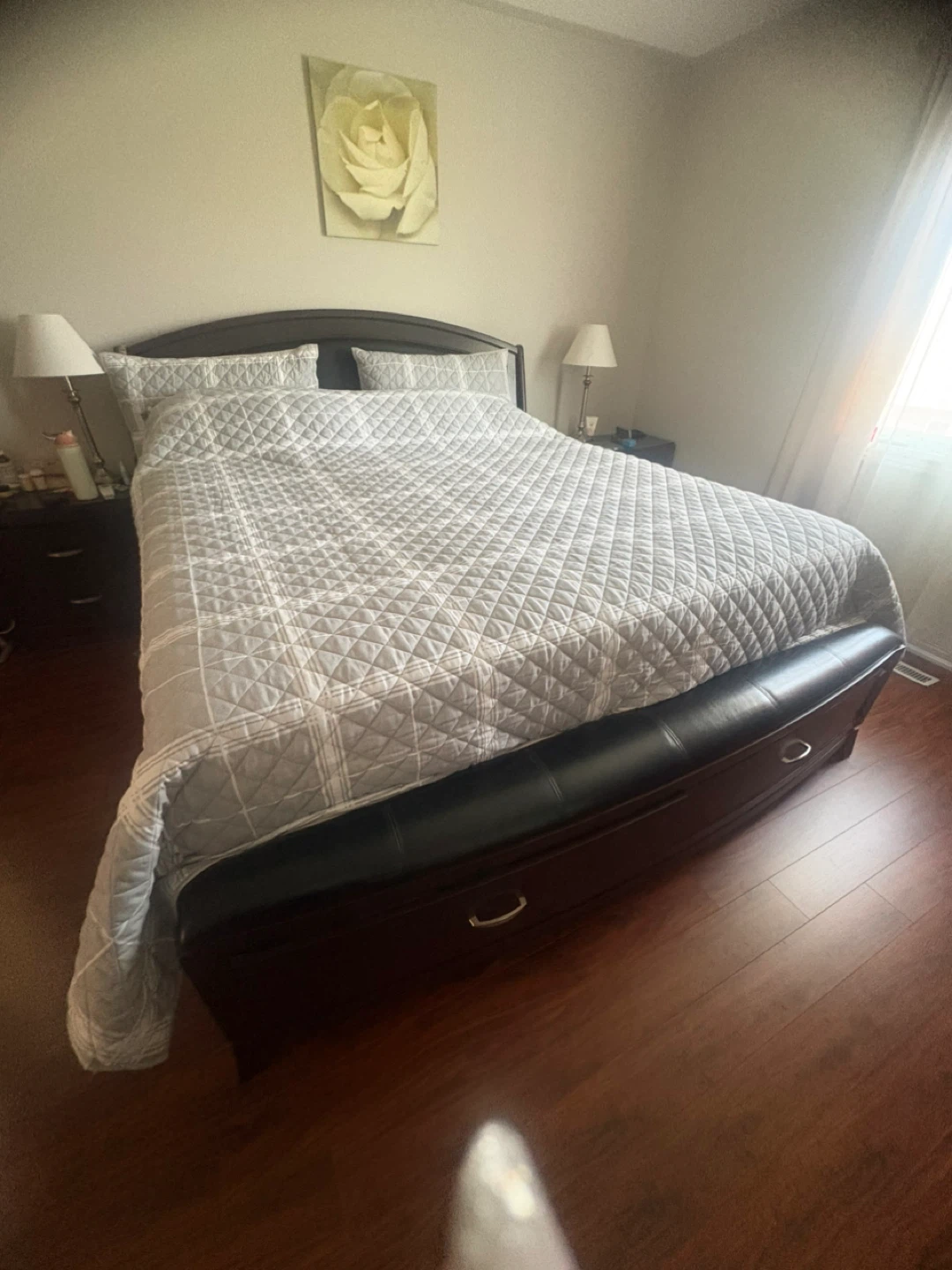 King Size Bed with build in Storage Bench