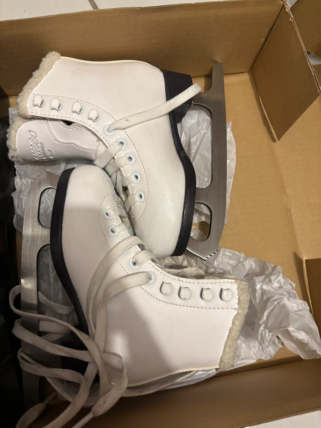 Jackson Cameo Figure Skates Size 11J