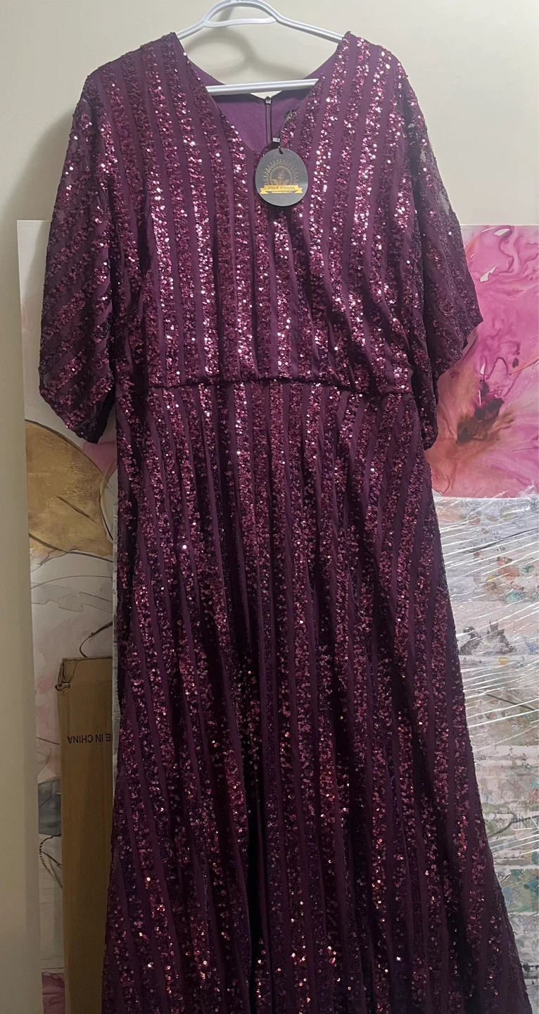 Jolie Donna Sequin Dress - UK 22 & 18 - photo 3