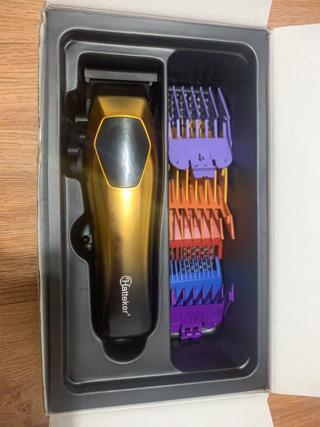 Hatteker Gold Hair Clipper Kit with 8 Guards - photo 3