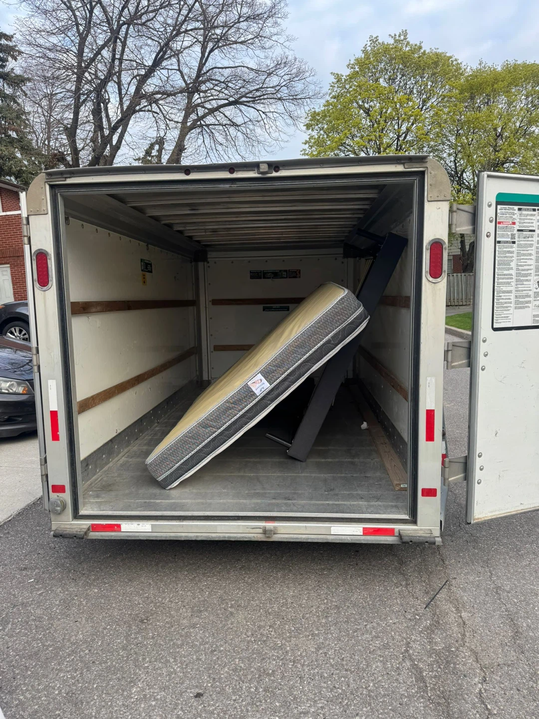 Moving and delivery - photo 2