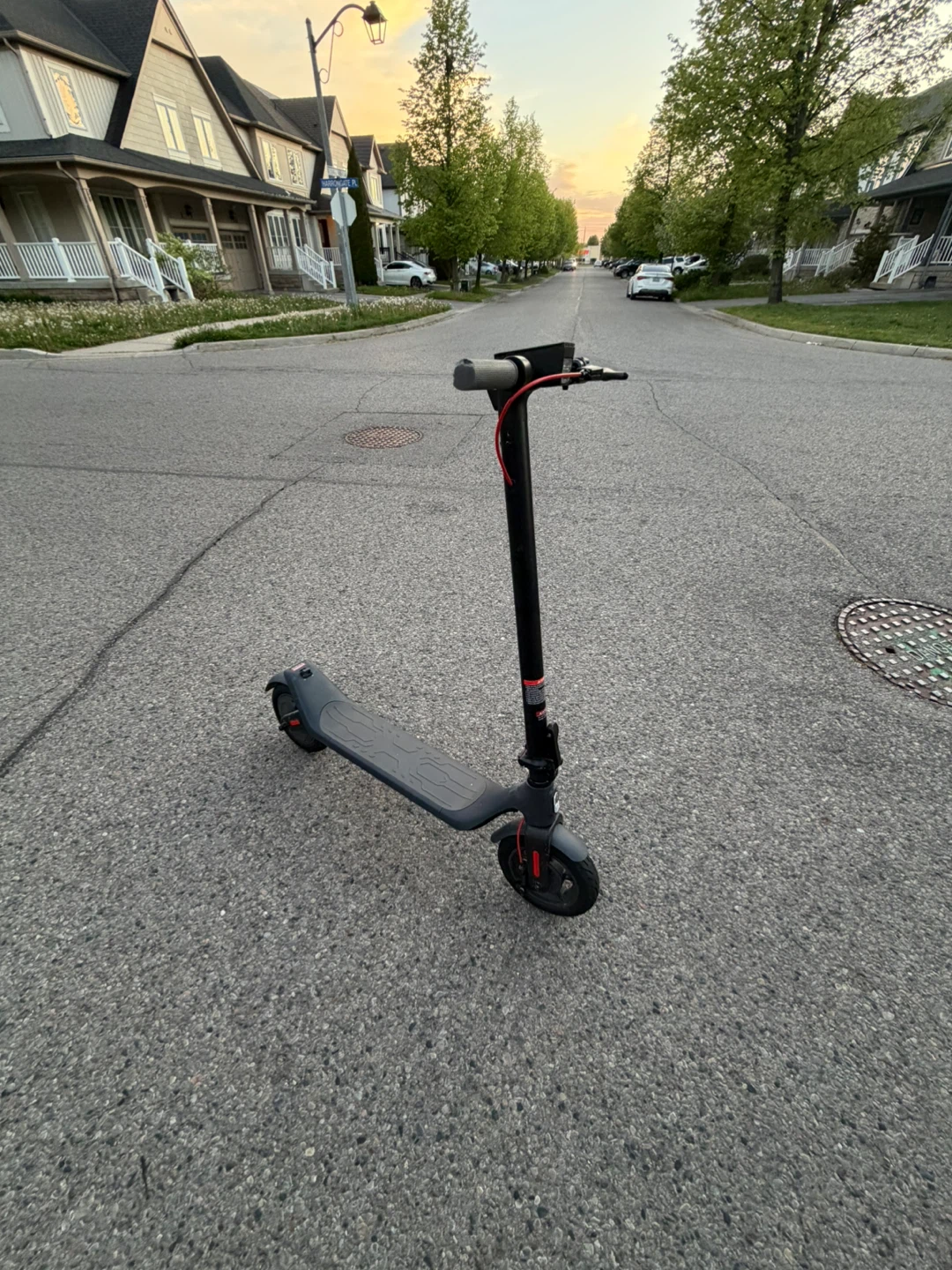 *NOT RUNNING, FIXABLE* Megawheels A6 Escooter