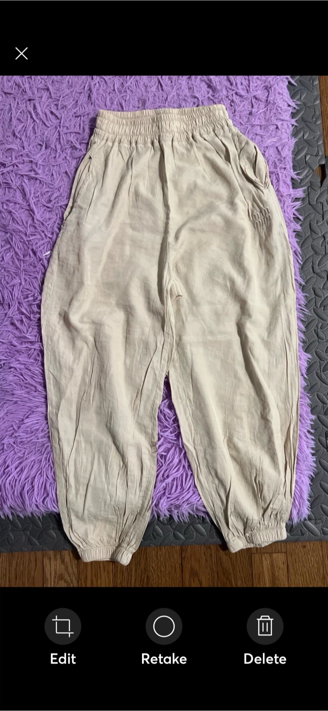 Lightweight beige linen-blend cropped pants