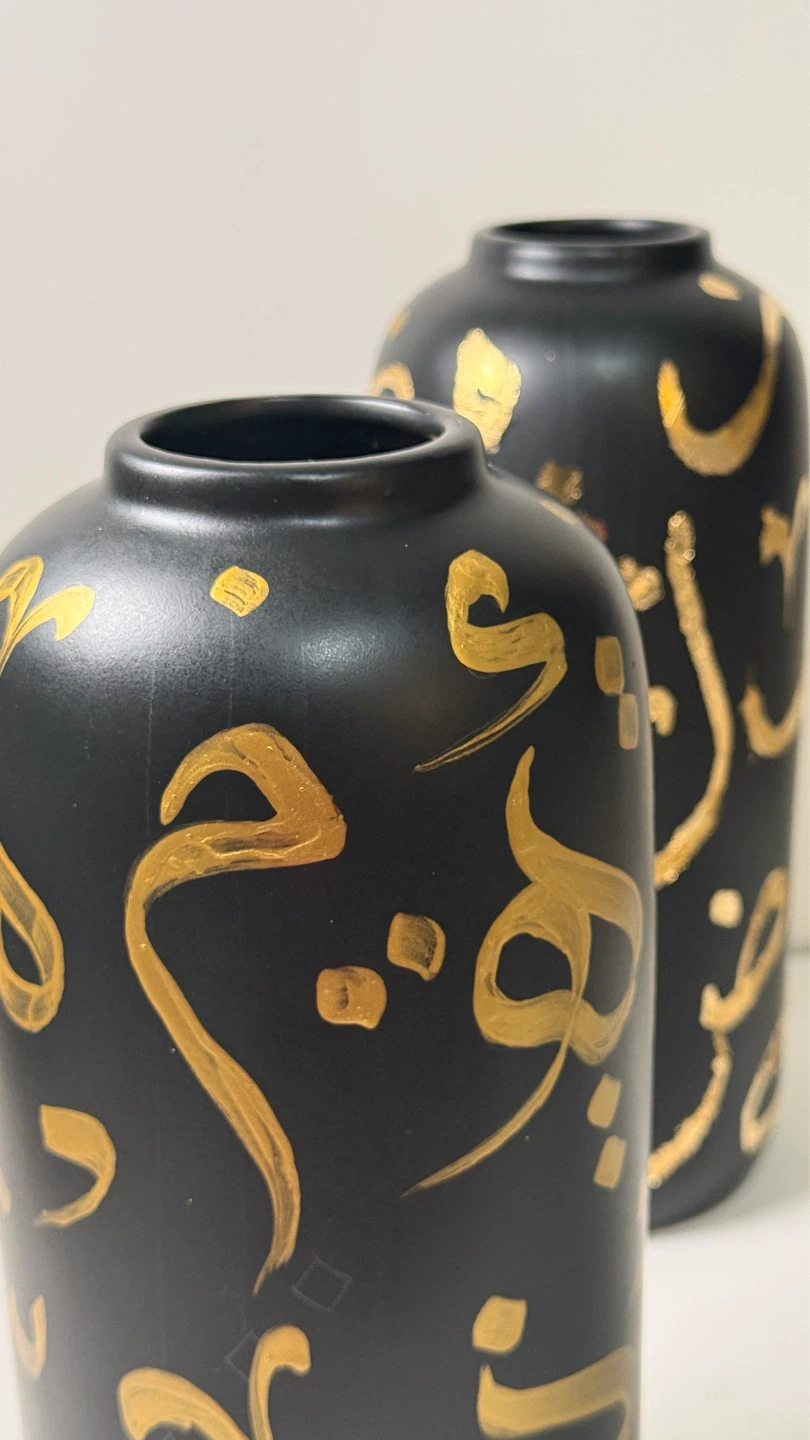 Set of 2 Black Vases with Gold Arabic Calligraphy - photo 2