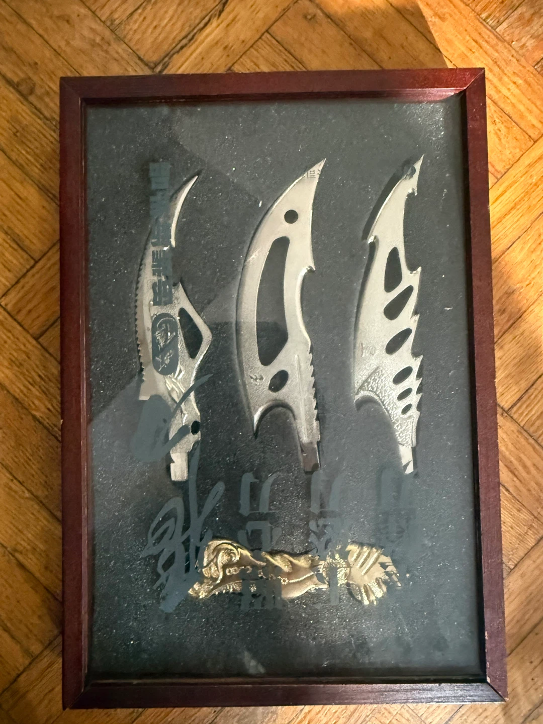 Framed Decorative Knives Set - photo 2