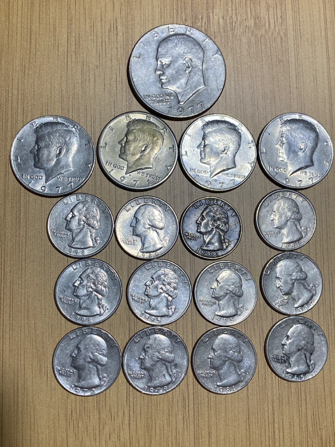 Assorted US Dollar Coins: 1 Dollar, 4 Half Dollars, 13 Quarters - photo 3