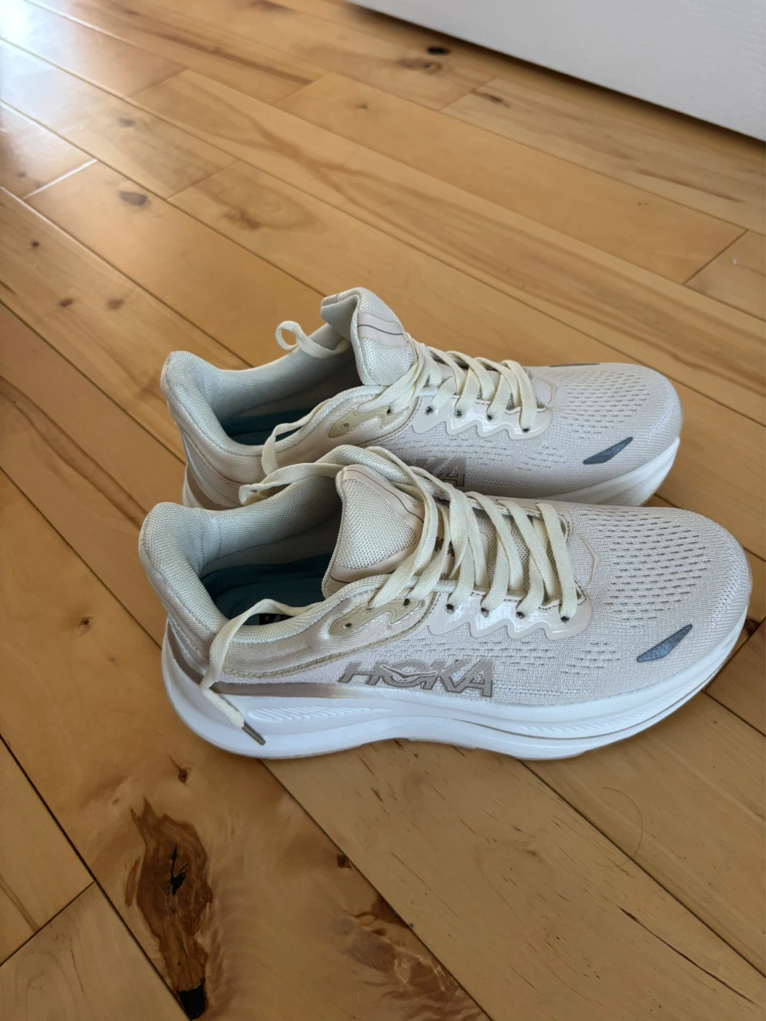 Hoka Running Shoes - White/Cream 9
