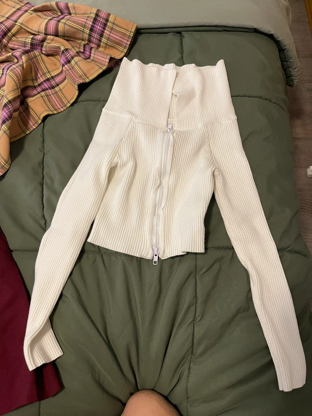 Bundle of Women's Clothing - photo 5