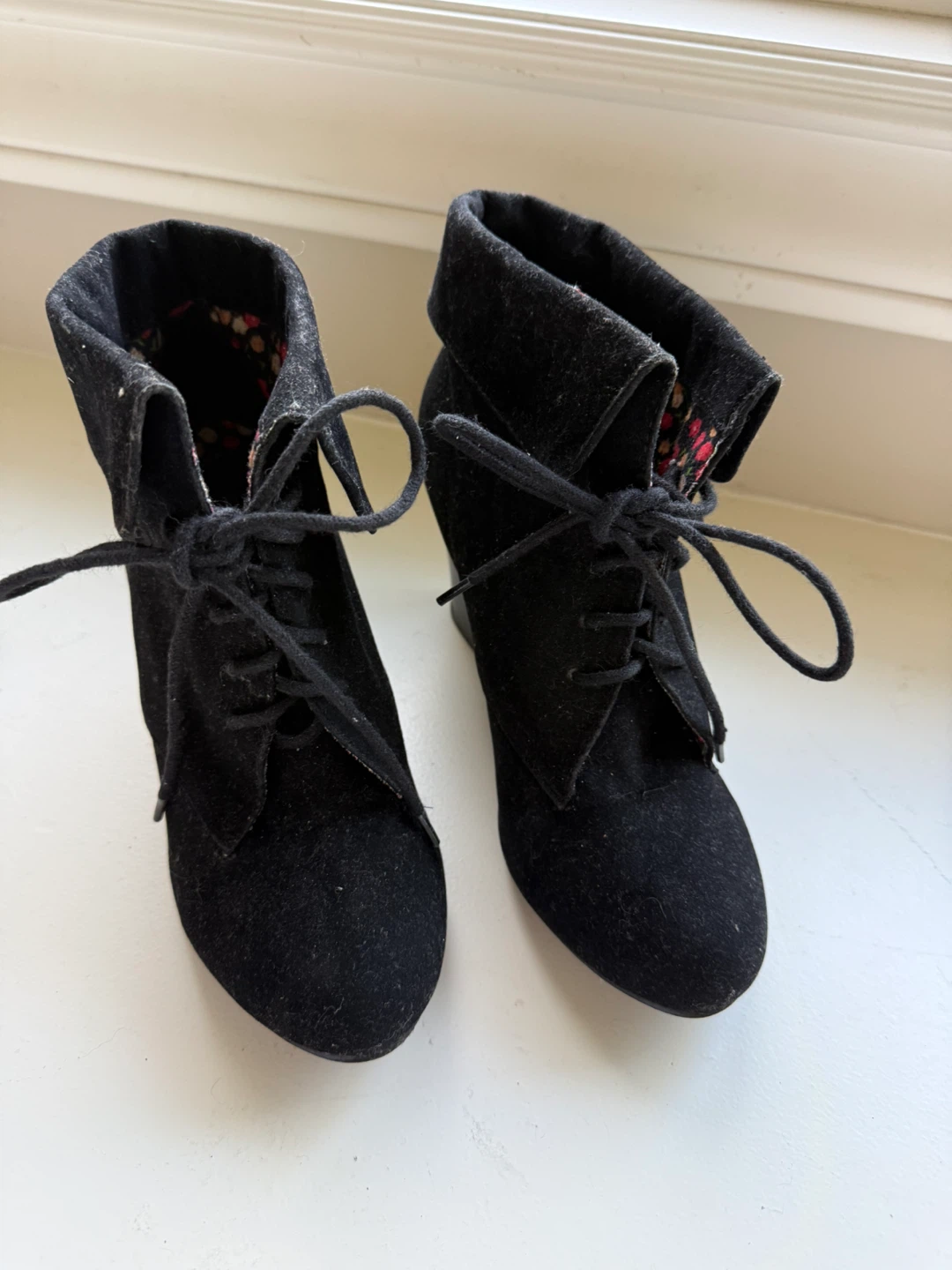 Topshop Black Suede Wedge Ankle Boots size 7 - photo 2
