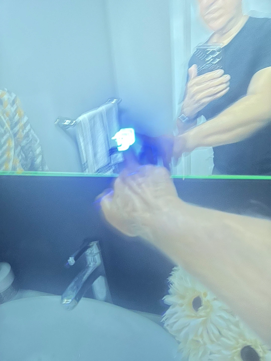 Modern LED Vanity Mirror - photo 4