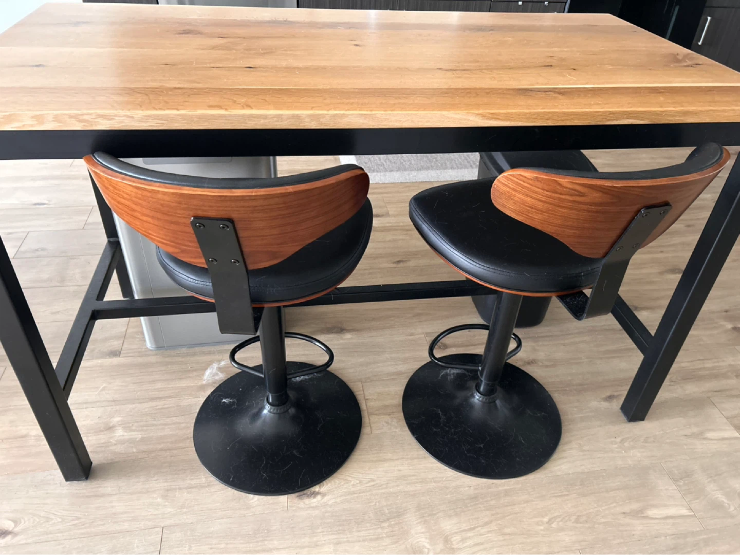 Set of 2 Adjustable Black Swivel Bar Stools with Wood Accents - photo 2