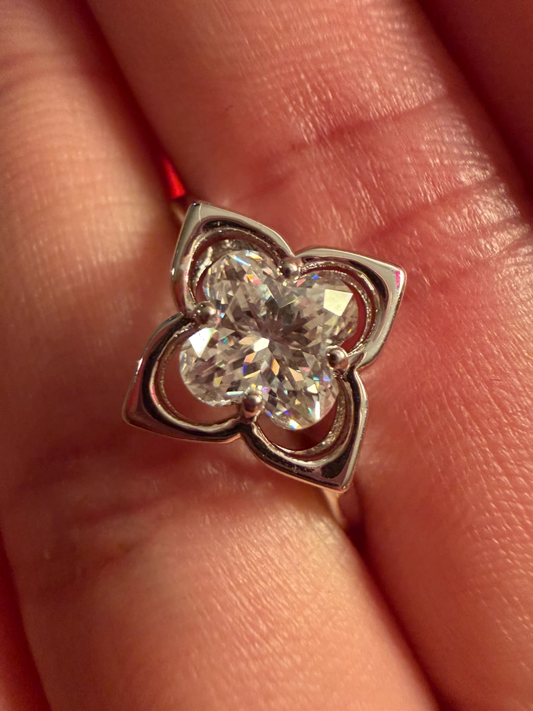 Rhinestone Clover Moissanite Ring - photo 4
