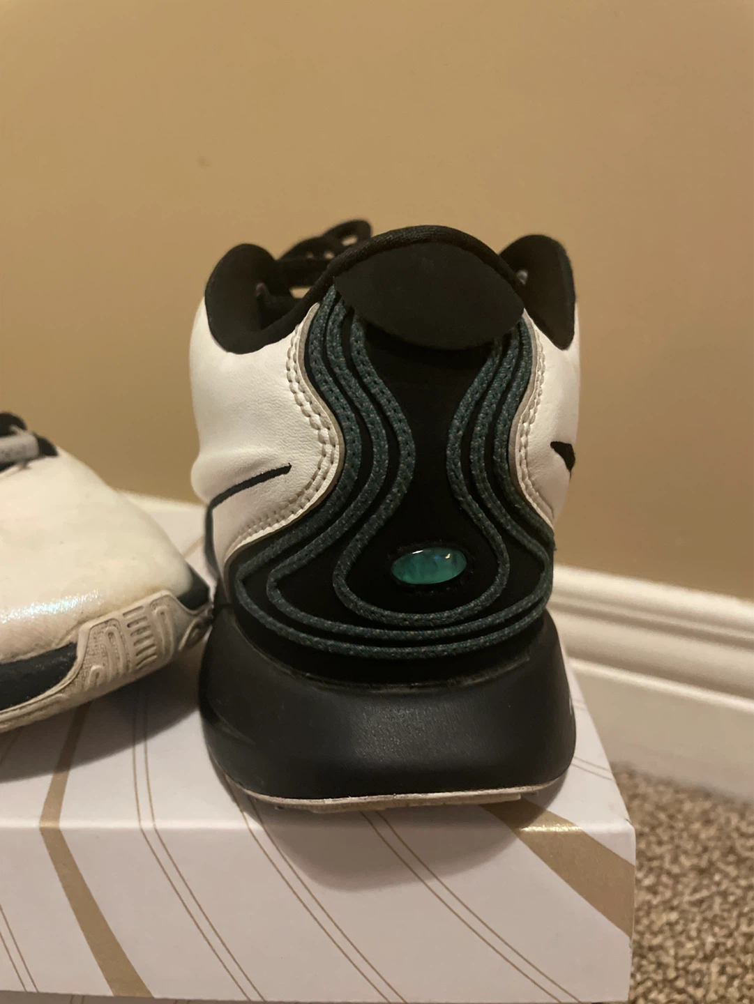 Nike Lebron XX1 Basketball shoes - Size 7 - photo 2