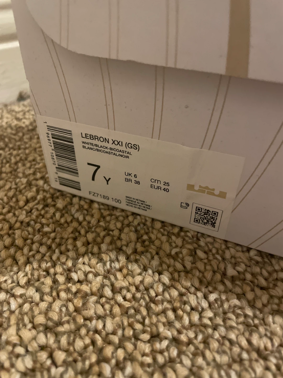Nike Lebron XX1 Basketball shoes - Size 7 - photo 3