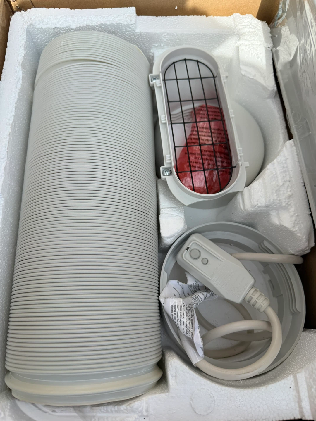 LG Portable Air Conditioner - 6,000 BTU - photo 3