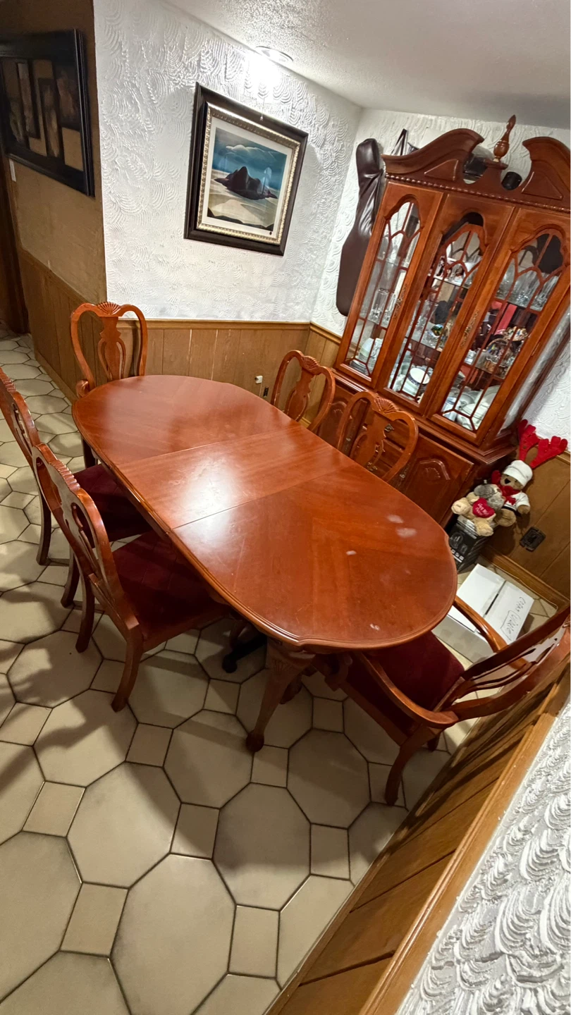 Solid Wood Extendable Dining Table Set with 6 Chairs