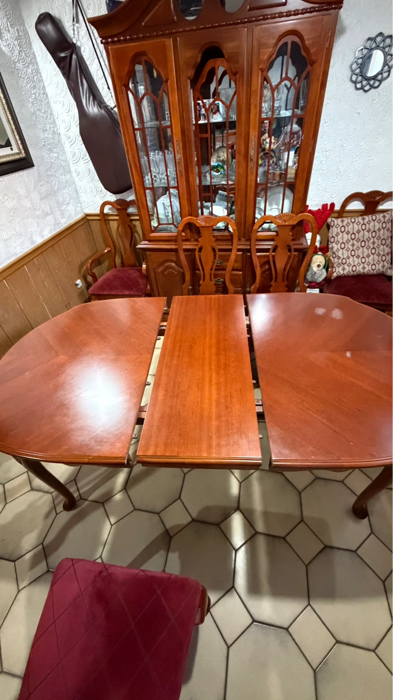 Solid Wood Extendable Dining Table Set with 6 Chairs - photo 3