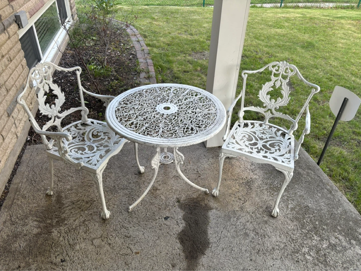 White Cast Iron Bistro Set