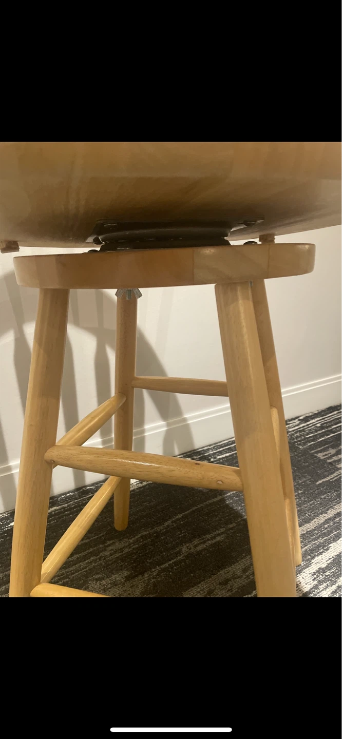 Wooden chair - photo 2