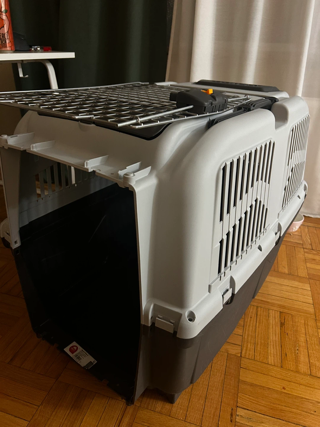 SKUDO 6 Pet Carrier 32”