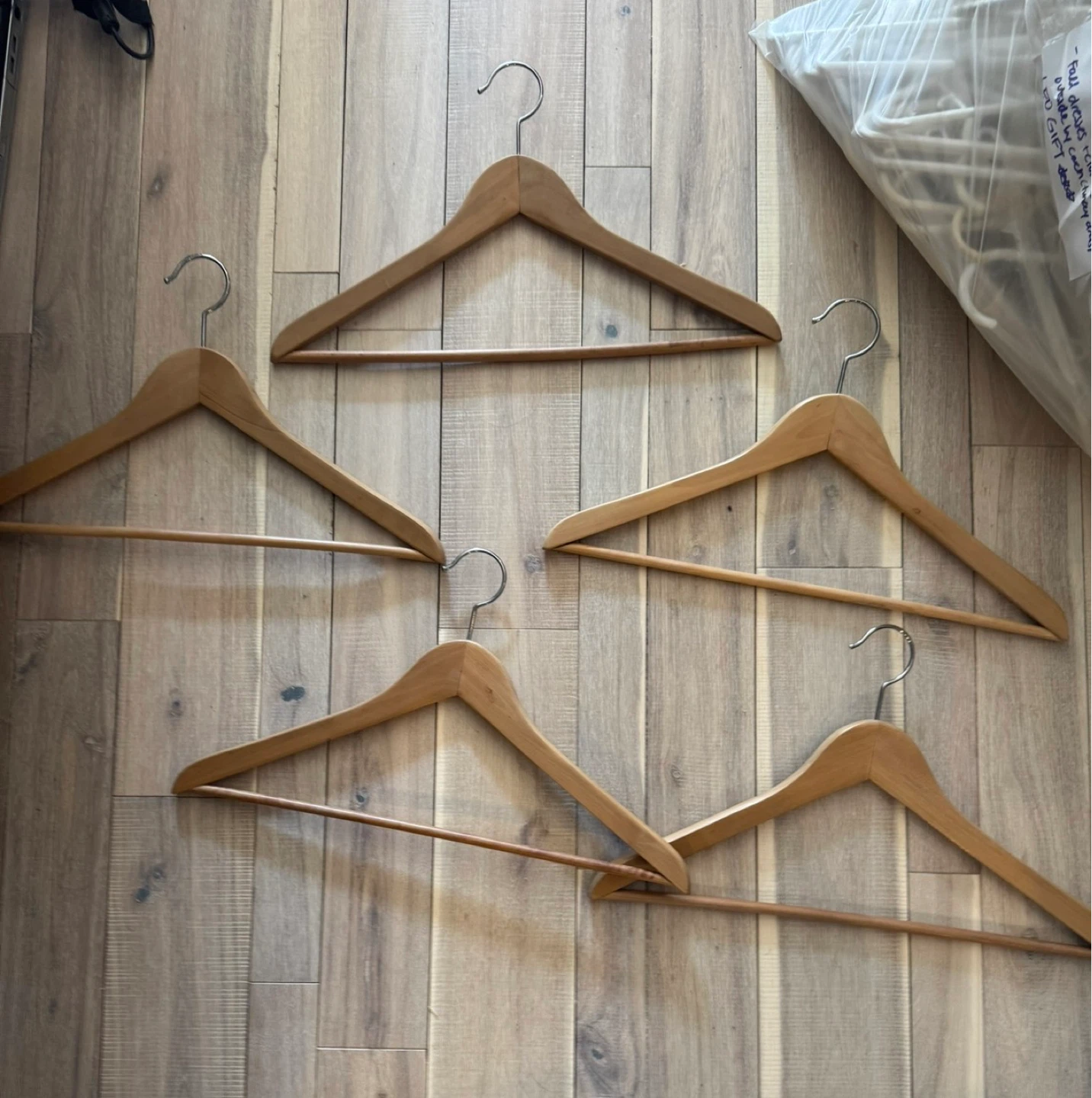 250 Mixed Lot of Clothing Hangers - Wood, White , pink - photo 5