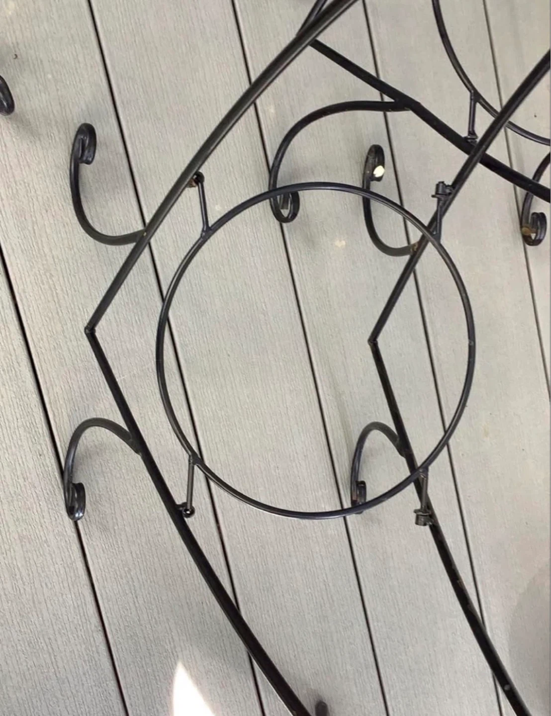 Black Metal Heart Shape Plant Stands - photo 4