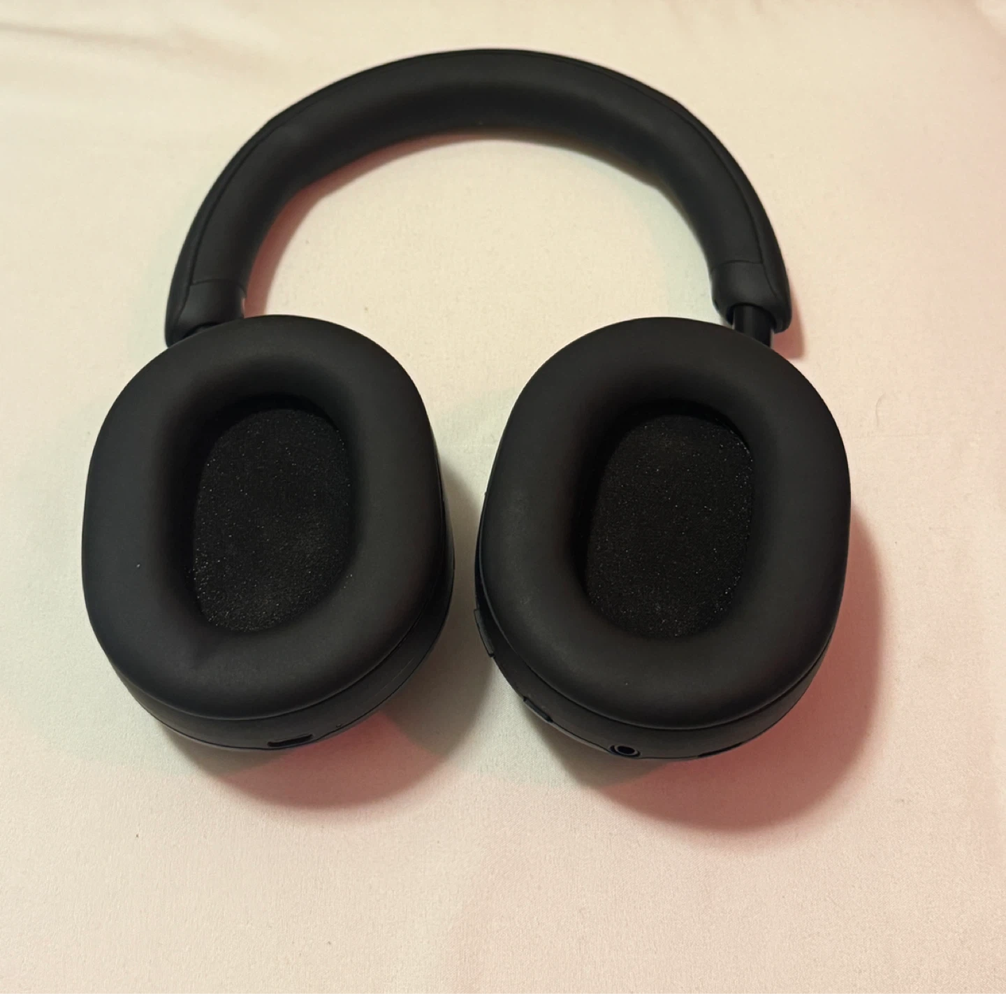 Sony XM5 Headphones