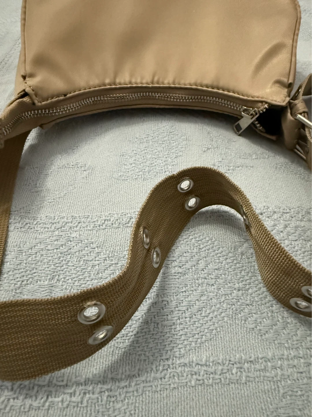 L.A. Express Tan Adjustable Strap Shoulder Bag - photo 5