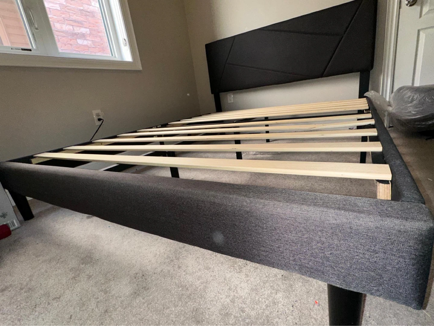 Queen Bed Frame with Geometric Headboard and mattress - photo 3